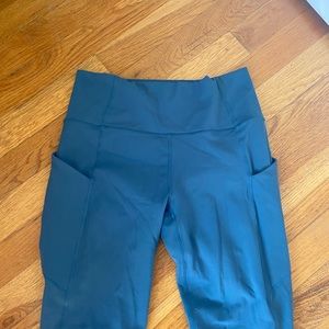 Blue Fabletics Leggings with pockets